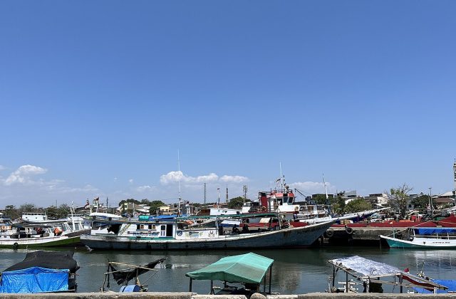 Video Story: Pasar Pagi di Pelabuhan Paotere